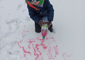malowanie na śniegu