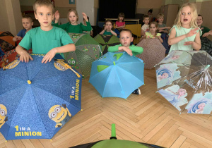 zajęcia z parasolami