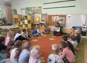 Głośne czytanie w Rybkach