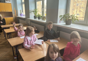 pierwszy raz siedzimy w ławce