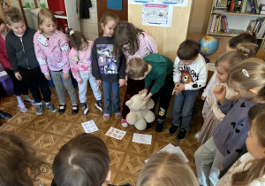 dzień niedźwiedzia polarnego w bibliotece