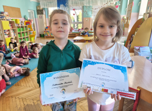 Laureaci konkursu ,,Zimowy Pejzaż"