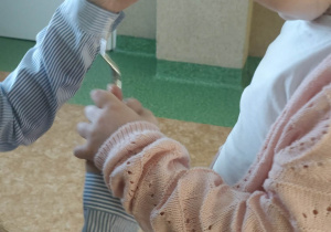 pokaz wyrywania zębów